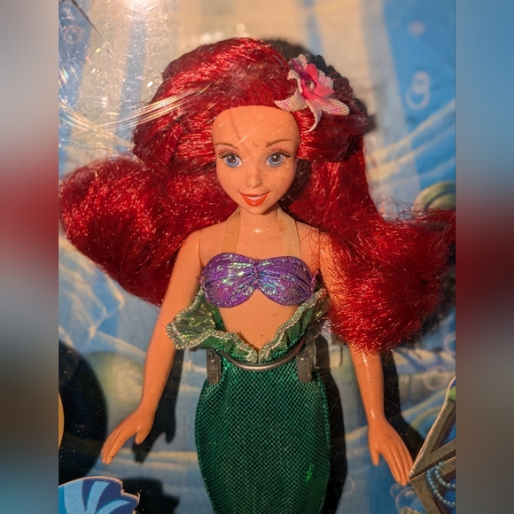 Princess Portrait collectible Ariel - Picture 2 of 3